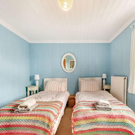 Vinca Holiday home Burniston