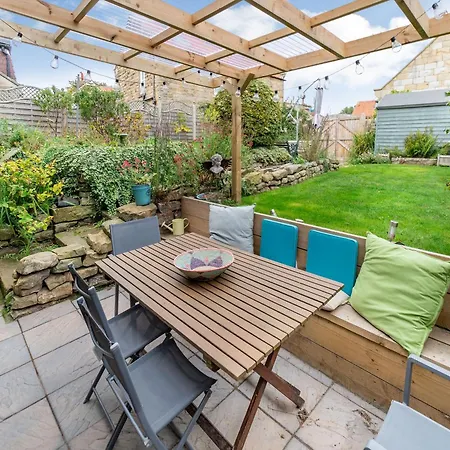 Vinca Holiday home Burniston